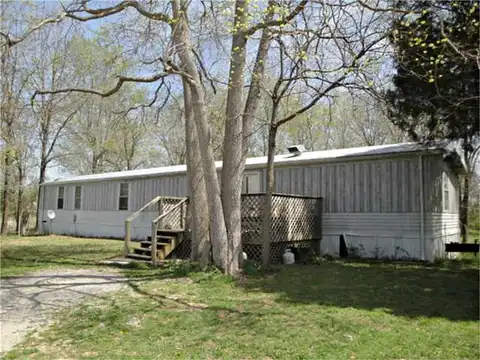 150 Rocky Hill Hays Road, Smiths Grove, KY 42171