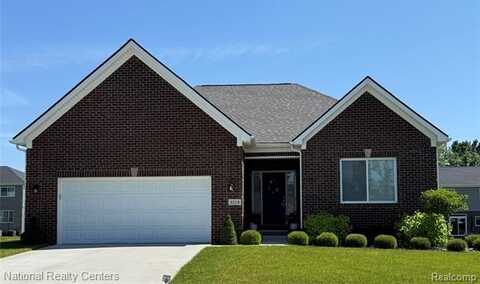 53197 Woodland Meadows, Chesterfield, MI 48047