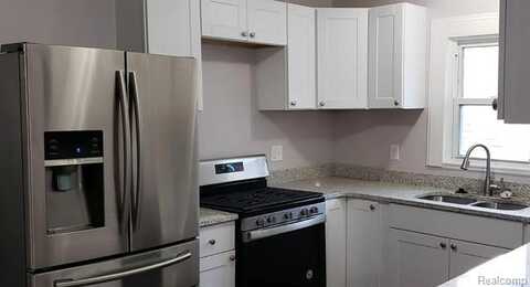 279 MADISON Avenue, Clawson, MI 48017