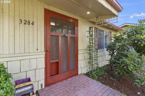3284 CROCKER RD, Eugene, OR 97404