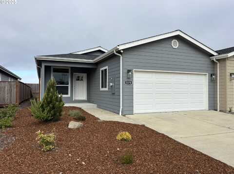 5270 NOPAL ST, Florence, OR 97439