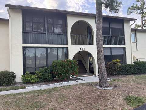 117 Lake Pine Circle, Greenacres, FL 33463