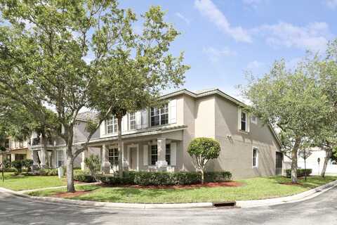 8217 Calterra Drive, Palm Beach Gardens, FL 33418