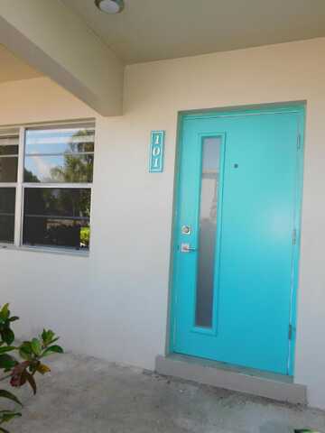 640 SE 2nd Avenue, Boynton Beach, FL 33435