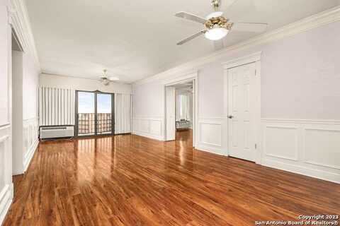 7701 WURZBACH RD, San Antonio, TX 78229