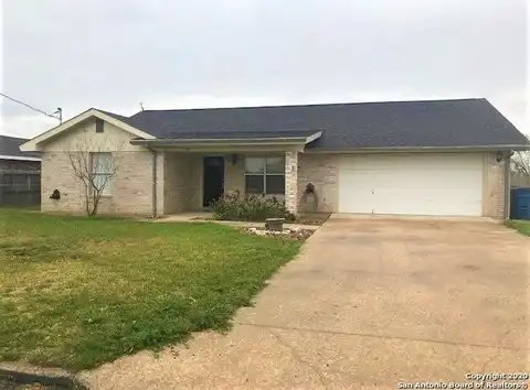 168 Plainview, Poth, TX 78147