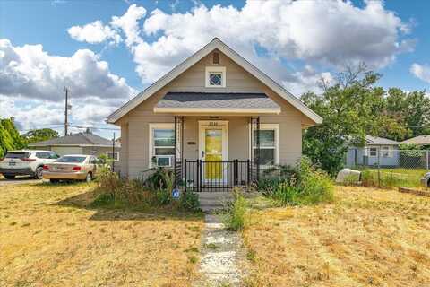 2324 E Rowan Ave, Spokane, WA 99217