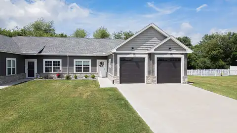 3184 S Bartells Drive, Beloit, WI 53091