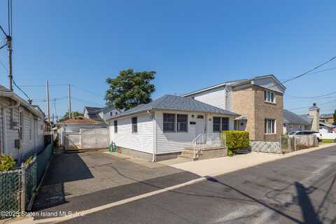 40 Waterside Street, Staten Island, NY 10306