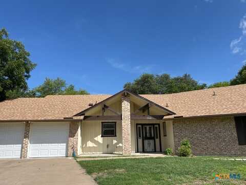 700 Cedar Oaks Lane, Harker Heights, TX 76548