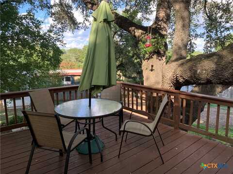 111 Valley View Street, Canyon Lake, TX 78133