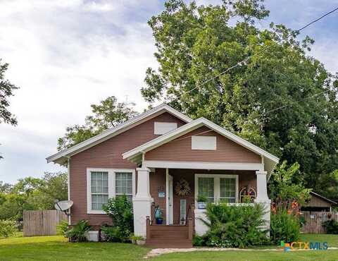 437 E 7th Street, Yorktown, TX 78164