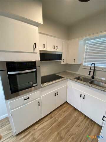 207 Marston Avenue, Copperas Cove, TX 76522