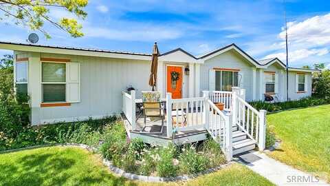 2533 N Hwy 93, Arco, ID 83213