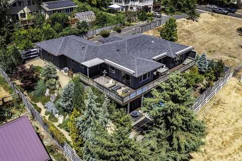 753 Wrights Creek Drive, Ashland, OR 97520
