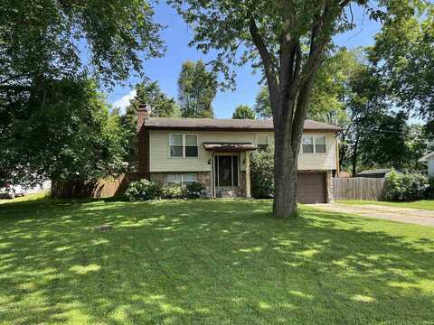 7366 Oakdale Drive, Newburgh, IN 47630