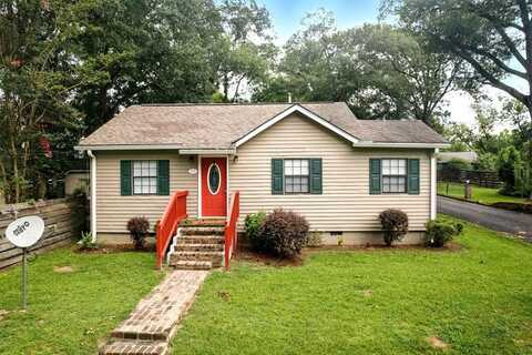 215 Peach Ave S, Mccomb, MS 39648