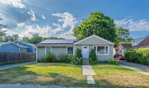 3 Luther Street, Johnston, RI 02919