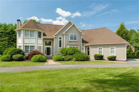 81 Crest Drive, Cranston, RI 02921
