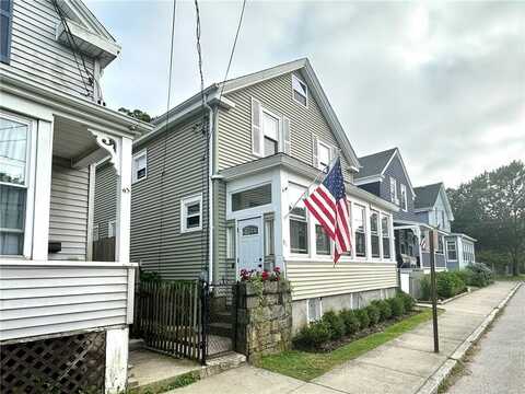 91 Van Zandt Avenue, Newport, RI 02840