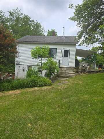 12 Lake Court, Hopkinton, RI 02804