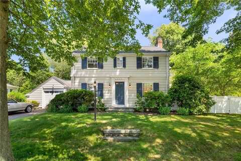 36 Kay Boulevard, Newport, RI 02840