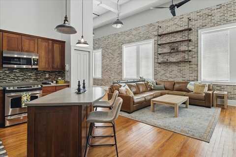 110 W Jackson Street, Thomasville, GA 31792