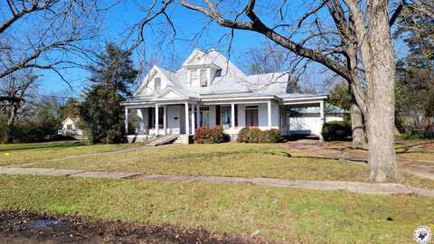 909 W Broadway, Clarksville, TX 75426