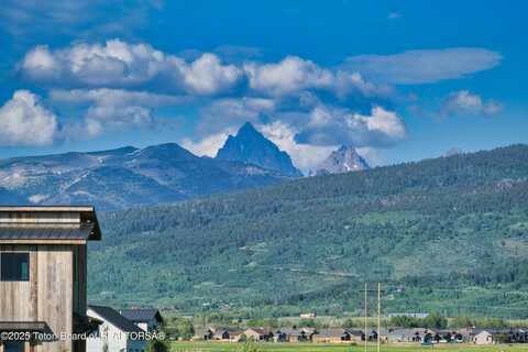6531 WILD MUSTANG Trail, Victor, ID 83455