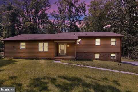 2611 HILL ROAD, READING, PA 19606