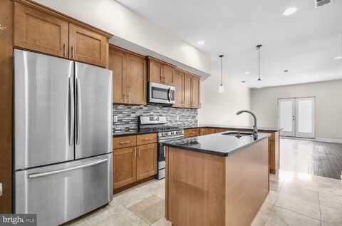2050 FRANKFORD AVENUE, PHILADELPHIA, PA 19125