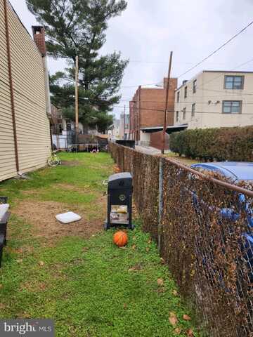 2027 LOGAN STREET, HARRISBURG, PA 17102