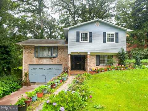 5800 HARLAND STREET, HYATTSVILLE, MD 20784