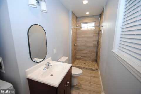 241 HIGH STREET, BURLINGTON, NJ 08016