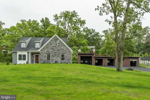 105 LAKE ROAD, ELIZABETHTOWN, PA 17022