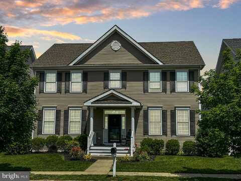 36 BROOKDALE WAY, CHESTERFIELD, NJ 08515