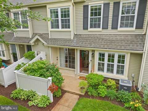 807 TRESCOTT PLACE, MOUNT LAUREL, NJ 08054
