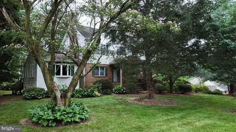 13 PARKSIDE DRIVE, HUMMELSTOWN, PA 17036