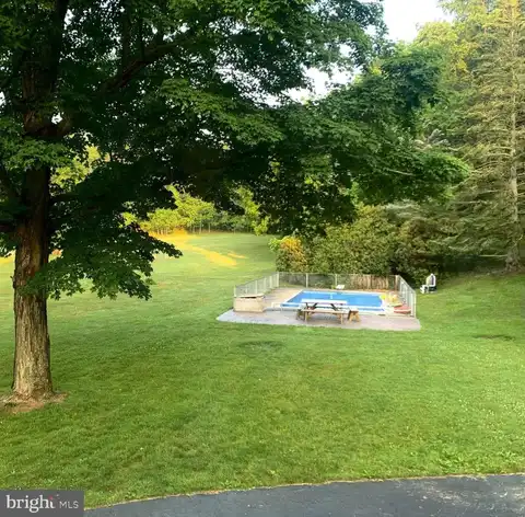 429 N MAIN STREET, RUSSELL, PA 16345