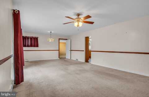 1121 PACKER STREET, SUNBURY, PA 17801
