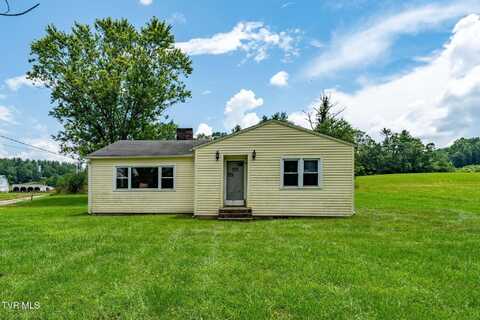 1225 Highway 421 N, Mountain City, TN 37683