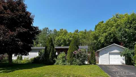 23136 Dogwood, Dollar Bay, MI 49922