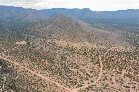 N Stipa Road, Kingman, AZ 86401