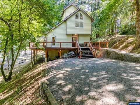 133 N Main St, Brownsville, OR 97327