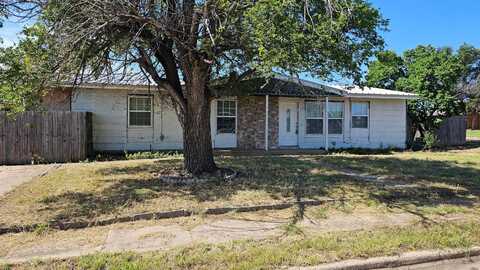 1300 Patton Circle, Borger, TX 79007