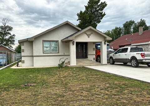 714 S Baylor Street, Perryton, TX 79070