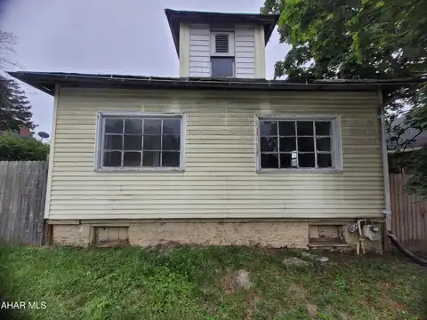1406 Logan Boulevard, Altoona, PA 16602