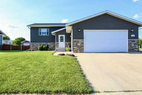 1202 SW 13th Avenue, Aberdeen, SD 57401