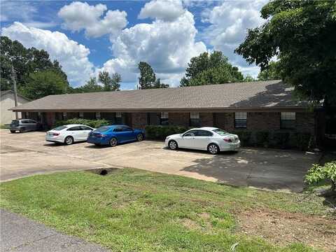 710 E O ST, Russellville, AR 72801