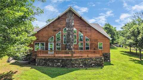 141 Hawn AVE, Huntsville, AR 72738